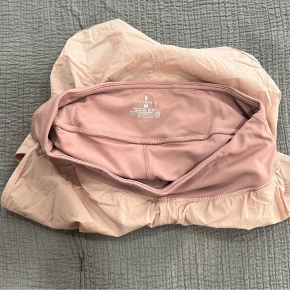 Bootheel Trading Co. by Sheryl Crow Athletic Shorts Size Medium - Picture 3 of 5